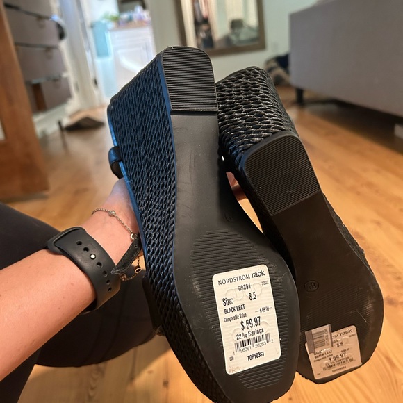 Black Steve Madden Wedges 8.5 - Picture 2 of 3